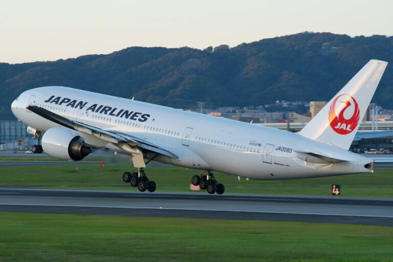 Translation Support in Japanese Airlines